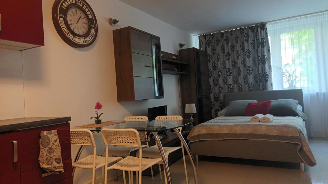 Cherry Apartament W Scislym Centrum Appartement Warschau Buitenkant foto